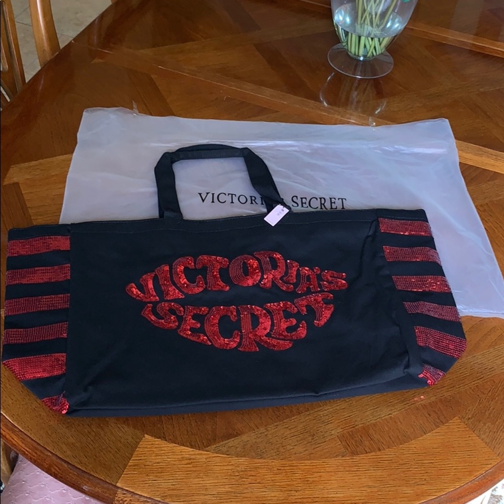 Victoria’s Secret Tote bag NWT